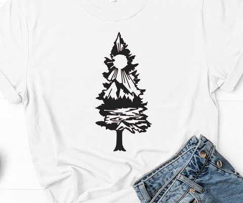 Majestic Tree : Short-Sleeve Unisex T-Shirt